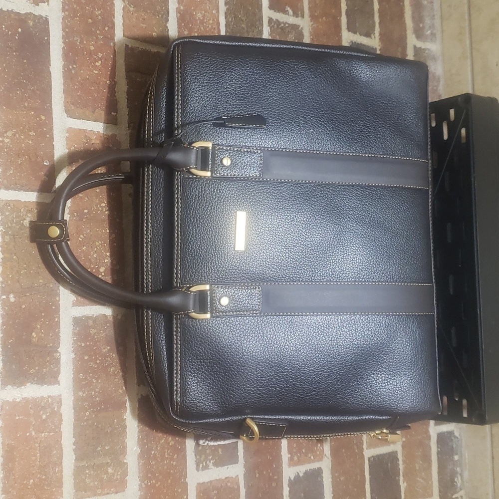 Brooks Brothers laptop bag.